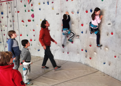 Club annuel d'escalade en salle à Trets